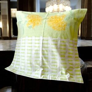 Yves Delorme Paris 2 Euro Shams 29” Square